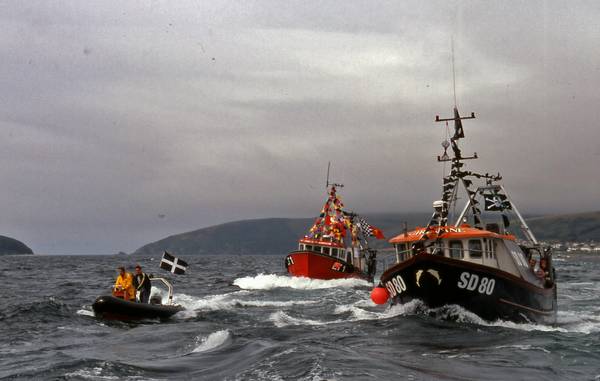 1st January 2013 - Looe RNLI - famous Looe New Years dip - East Looe beach - &copy; Ian Foster / fozimage