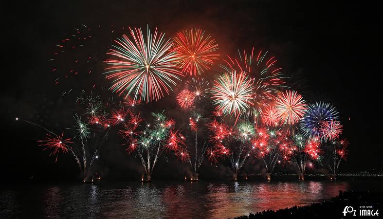 Carnaval de la Roi de la Musique - Fireworks - Baie des Angles - © Ian Foster / fozimage 1st March 2015 - Carnaval de la Roi de la Musique - Fireworks - Baie des Angles - © Ian Foster / fozimage